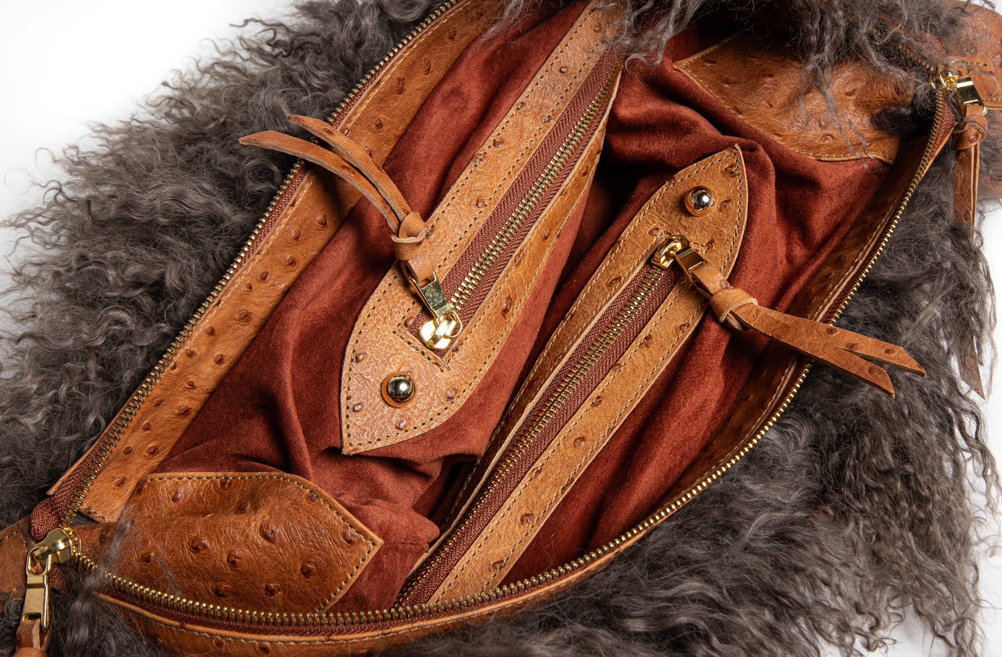 Quinn – Alpaca Body with Ostrich Strap